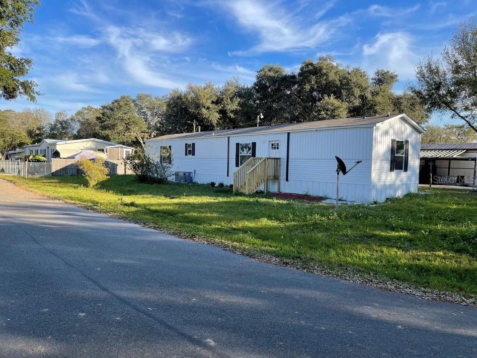 Recently Sold: $117,500 (3 beds, 2 baths, 1216 Square Feet)