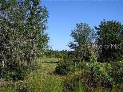 Vendido Recientemente: $94,500 (5.37 acres)