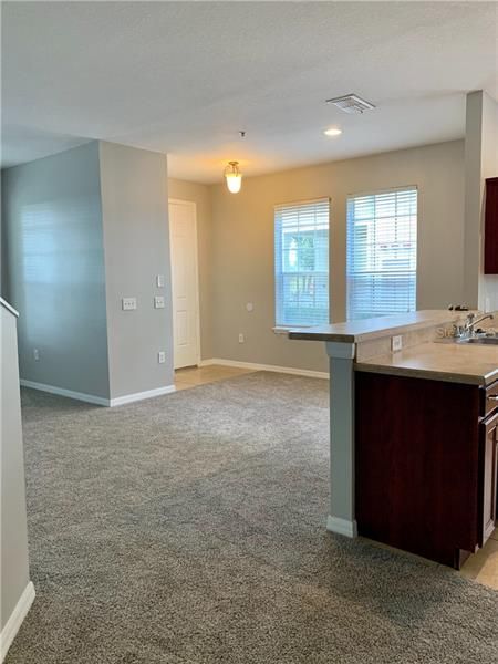 Recently Rented: $1,495 (3 beds, 2 baths, 1668 Square Feet)