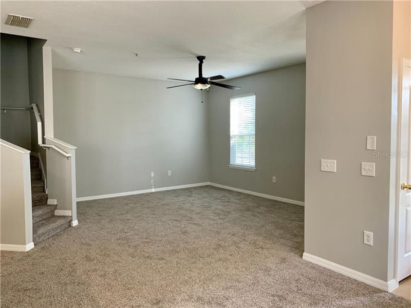 Recently Rented: $1,495 (3 beds, 2 baths, 1668 Square Feet)