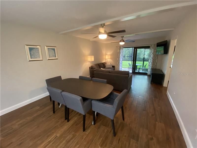 Recently Sold: $150,000 (2 beds, 2 baths, 982 Square Feet)