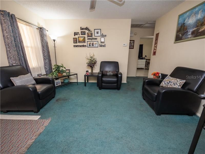 Recently Sold: $130,000 (3 beds, 1 baths, 1053 Square Feet)