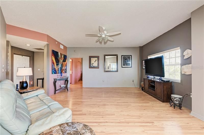 Recently Sold: $140,000 (2 beds, 2 baths, 1018 Square Feet)