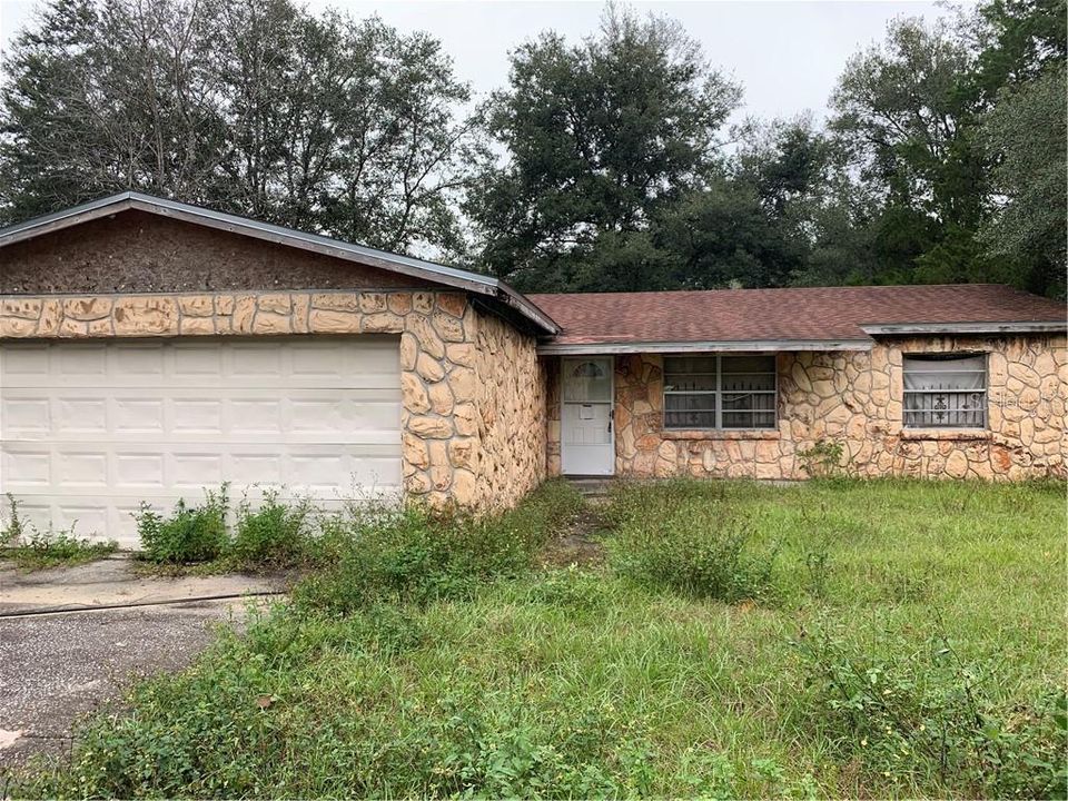 Recently Sold: $80,000 (3 beds, 2 baths, 1430 Square Feet)