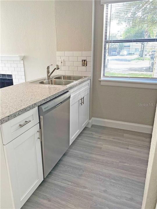 Recently Sold: $118,000 (1 beds, 1 baths, 463 Square Feet)