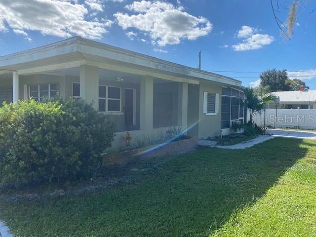 Recently Sold: $174,000 (3 beds, 3 baths, 1646 Square Feet)