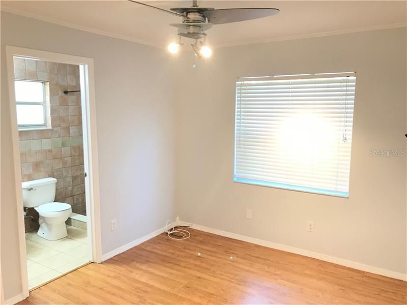 Recently Rented: $1,500 (3 beds, 2 baths, 1028 Square Feet)