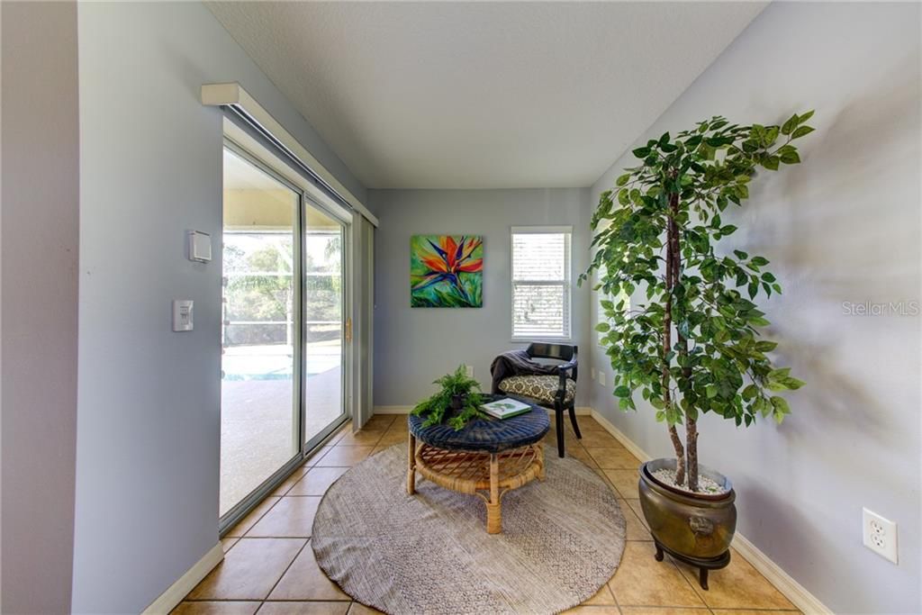 Recently Sold: $483,000 (2 beds, 2 baths, 1456 Square Feet)