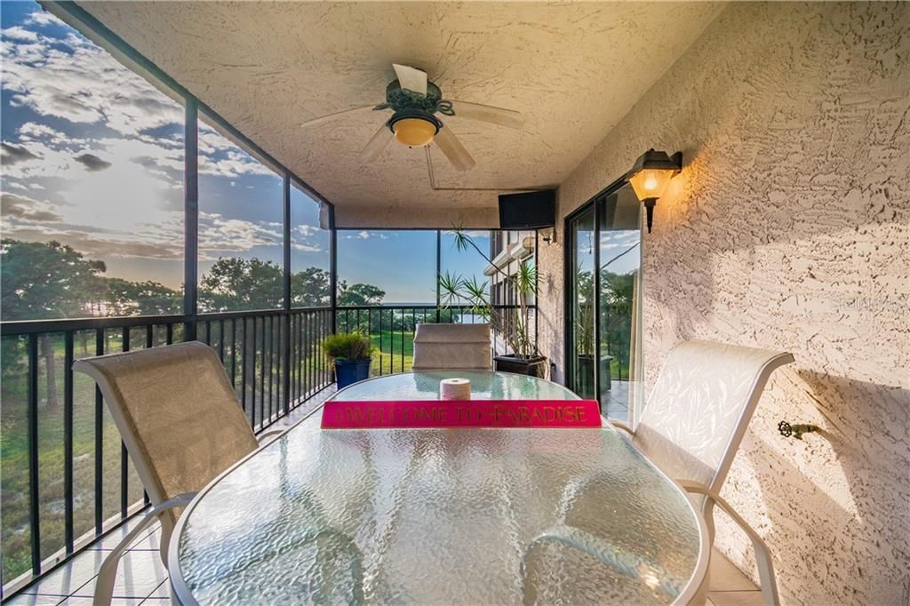 Recently Sold: $319,000 (2 beds, 2 baths, 1550 Square Feet)