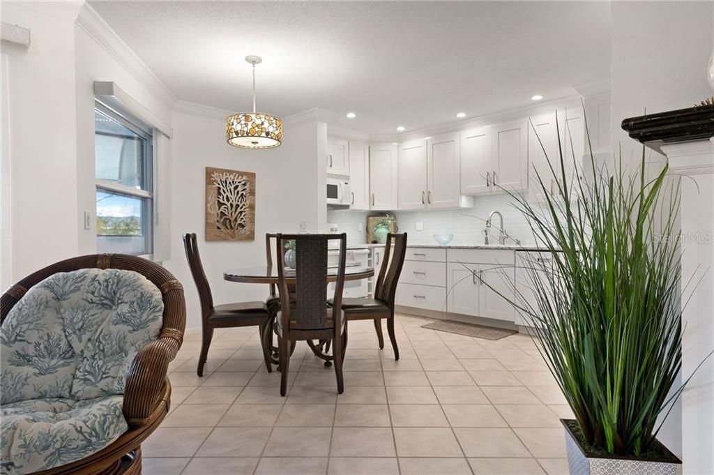 Recently Sold: $422,500 (2 beds, 2 baths, 1002 Square Feet)