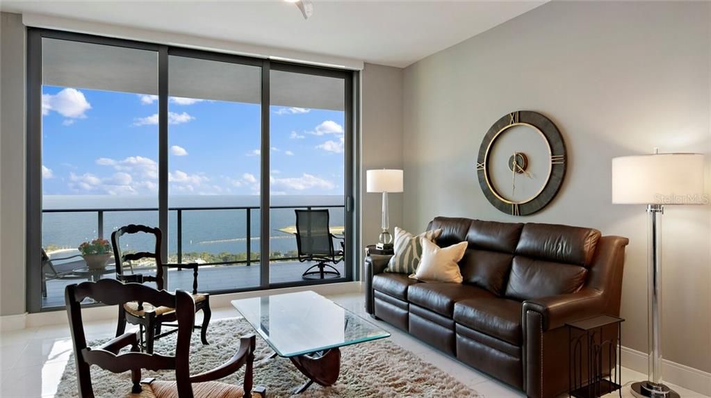 Recently Sold: $1,250,000 (2 beds, 2 baths, 1522 Square Feet)