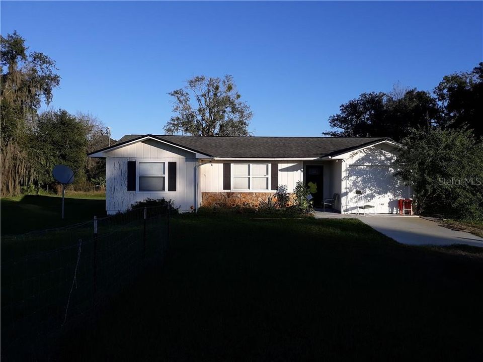 Recently Sold: $216,000 (2 beds, 2 baths, 1410 Square Feet)