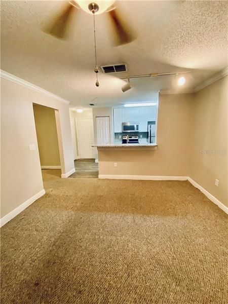 Recently Sold: $114,990 (1 beds, 1 baths, 576 Square Feet)
