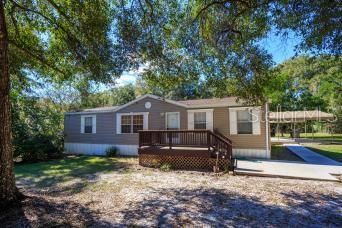 Recently Sold: $130,000 (3 beds, 2 baths, 1456 Square Feet)