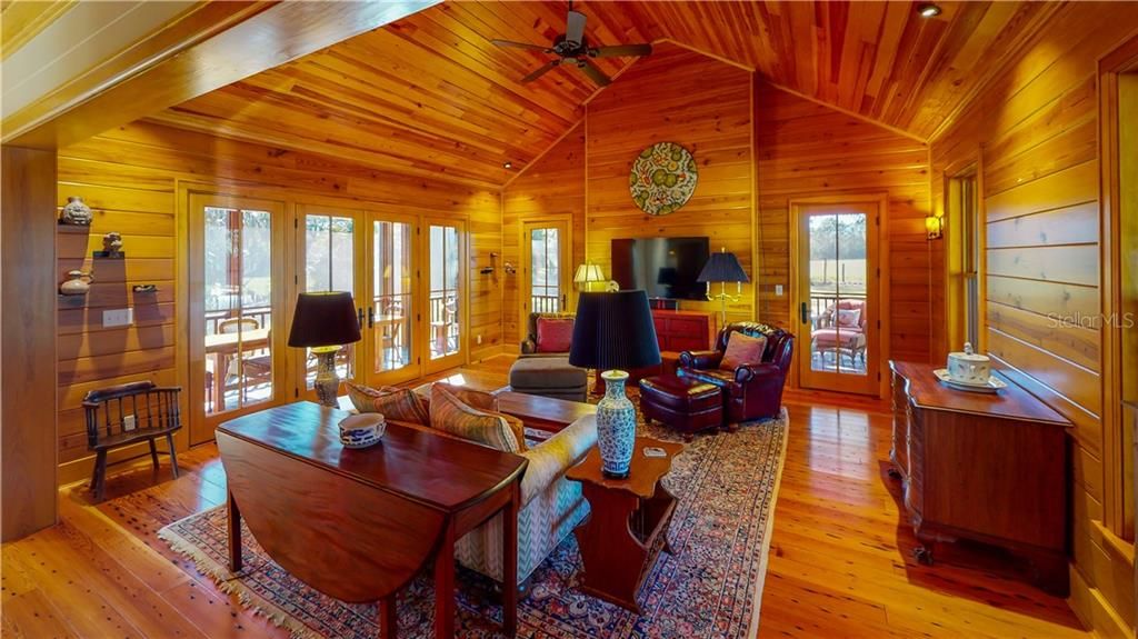 Recently Sold: $799,900 (3 beds, 2 baths, 2657 Square Feet)