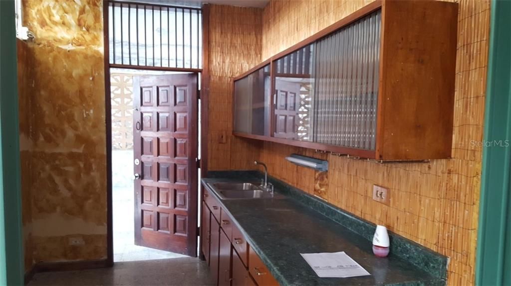 Vendido Recientemente: $78,000 (3 camas, 1 baños, 750 Pies cuadrados)