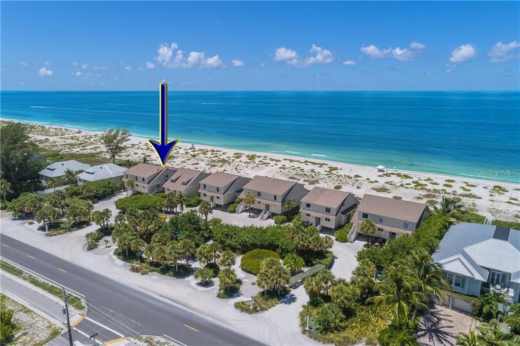 Recently Sold: $1,895,000 (3 beds, 3 baths, 1314 Square Feet)