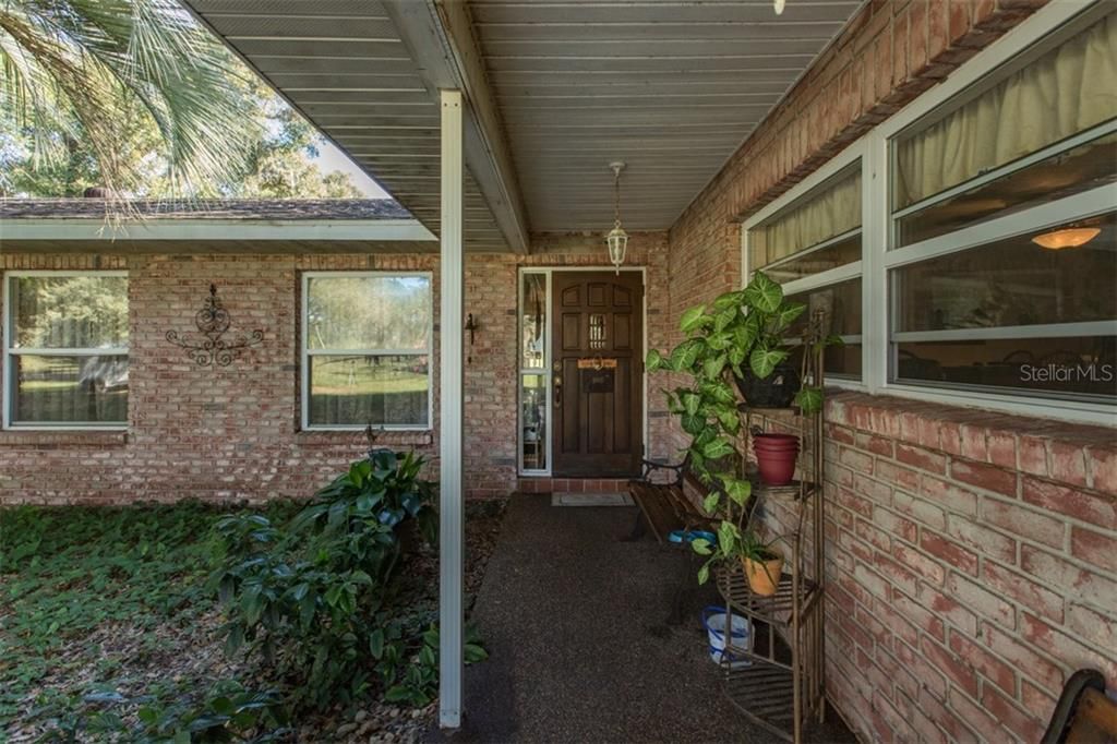 Vendido Recientemente: $579,900 (4 camas, 2 baños, 2297 Pies cuadrados)