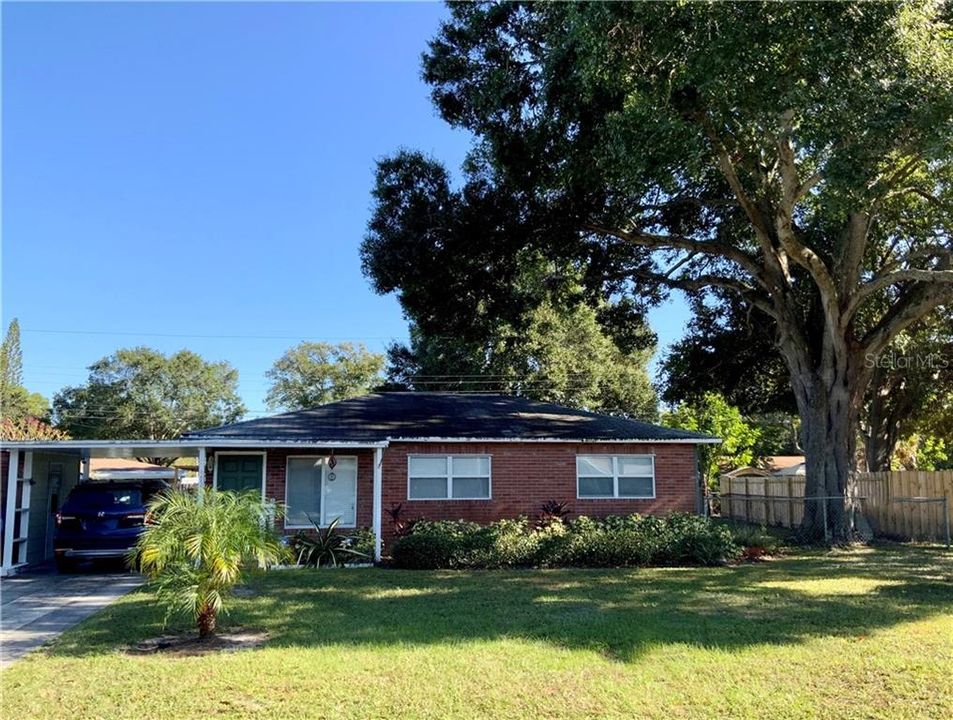 Recently Sold: $207,000 (3 beds, 1 baths, 864 Square Feet)