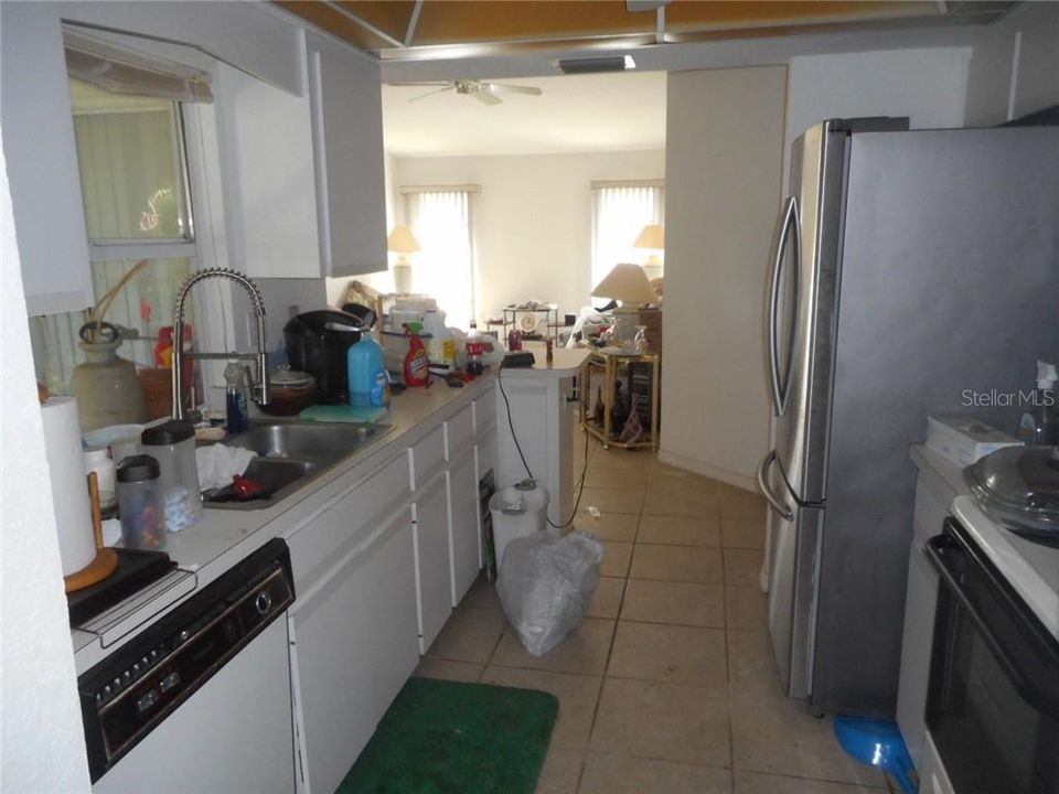 Vendido Recientemente: $185,000 (3 camas, 2 baños, 1913 Pies cuadrados)