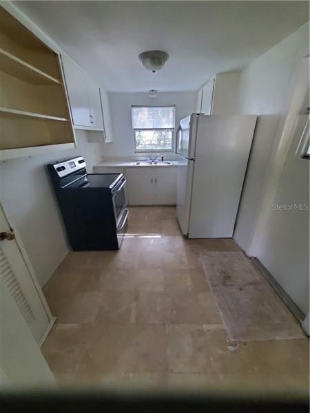 Recently Rented: $850 (2 beds, 1 baths, 864 Square Feet)