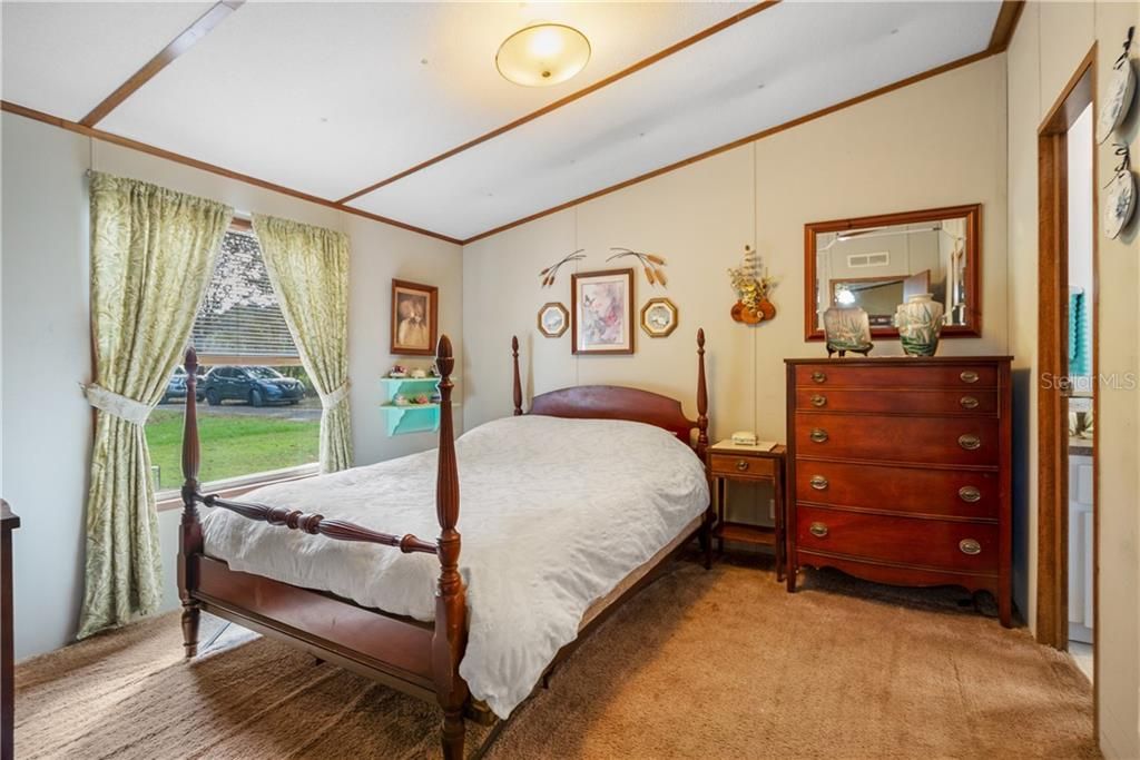 Vendido Recientemente: $165,000 (3 camas, 2 baños, 960 Pies cuadrados)