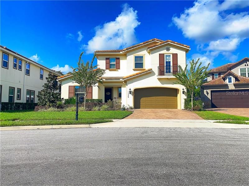 Recently Sold: $945,000 (5 beds, 6 baths, 4398 Square Feet)