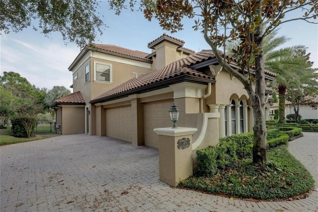 Recently Sold: $1,999,999 (4 beds, 4 baths, 6293 Square Feet)