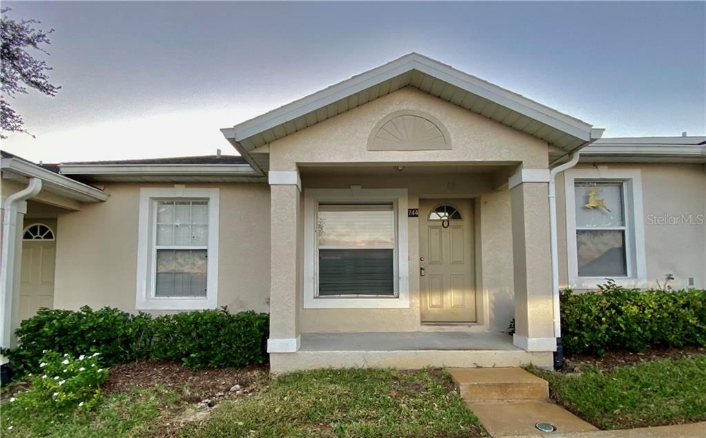 Recently Sold: $110,000 (2 beds, 2 baths, 902 Square Feet)