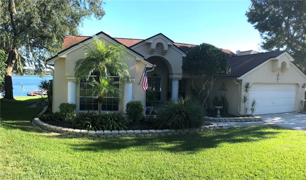 Recently Sold: $515,000 (3 beds, 2 baths, 1978 Square Feet)