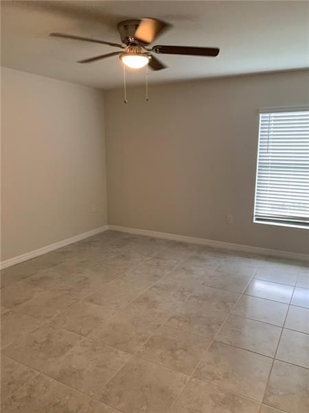 Recently Rented: $1,599 (3 beds, 2 baths, 1614 Square Feet)