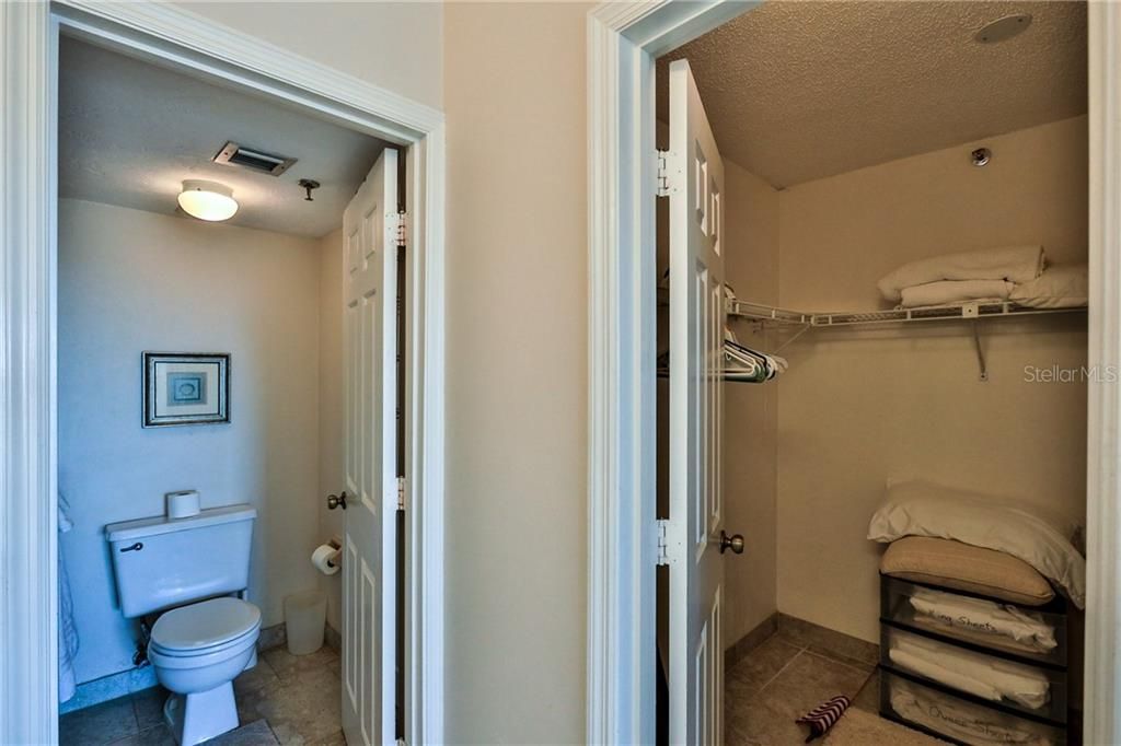 最近售出: $560,000 (3 贝兹, 2 浴室, 1845 平方英尺)