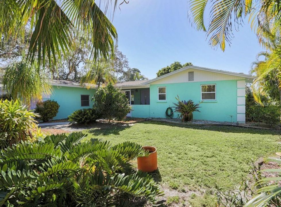 Recently Sold: $225,000 (3 beds, 1 baths, 1275 Square Feet)