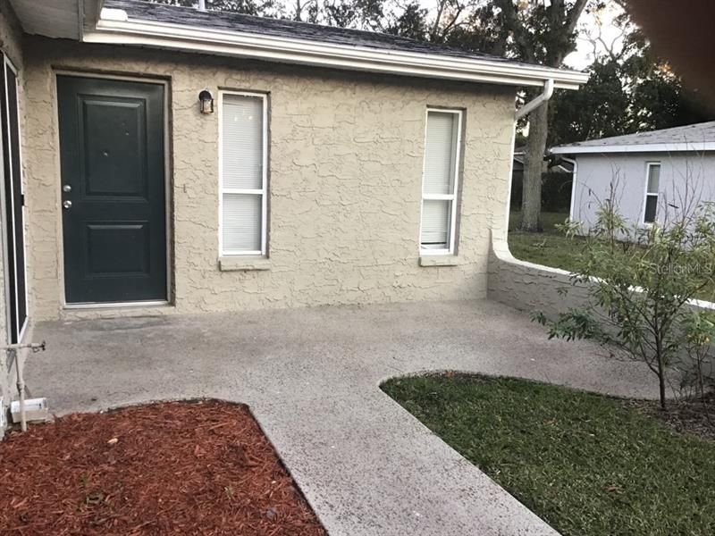 Recently Rented: $850 (2 beds, 1 baths, 616 Square Feet)