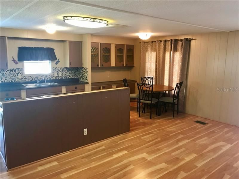 Recently Rented: $950 (2 beds, 2 baths, 960 Square Feet)