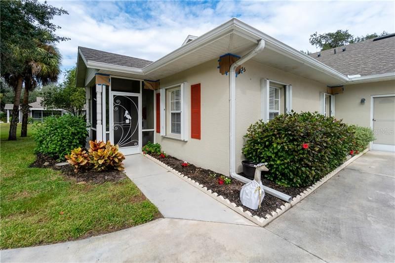 Recently Sold: $225,000 (2 beds, 2 baths, 1364 Square Feet)