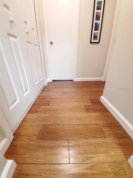 Wood Plank Ceramic Tile Flooring