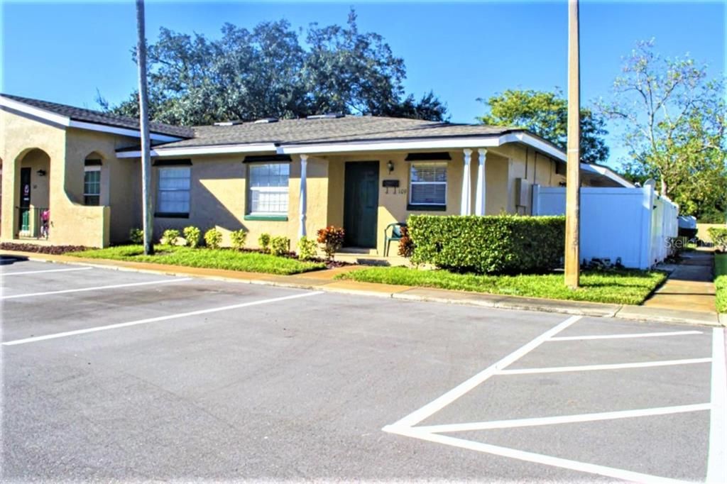 Recently Sold: $132,000 (2 beds, 1 baths, 987 Square Feet)