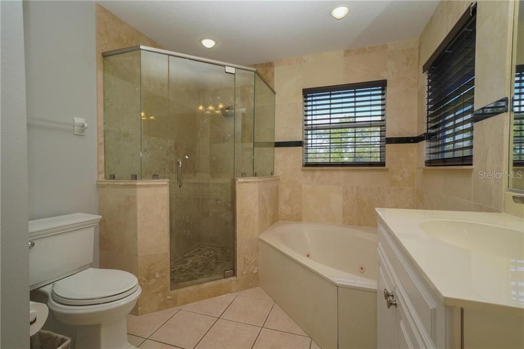 Недавно продано: $585,000 (5 спален, 2 ванн, 2744 Квадратных фут)
