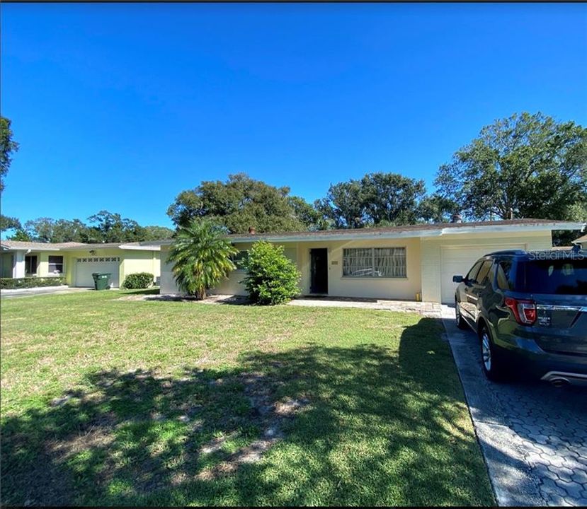 Vendido Recientemente: $223,000 (4 camas, 2 baños, 1972 Pies cuadrados)