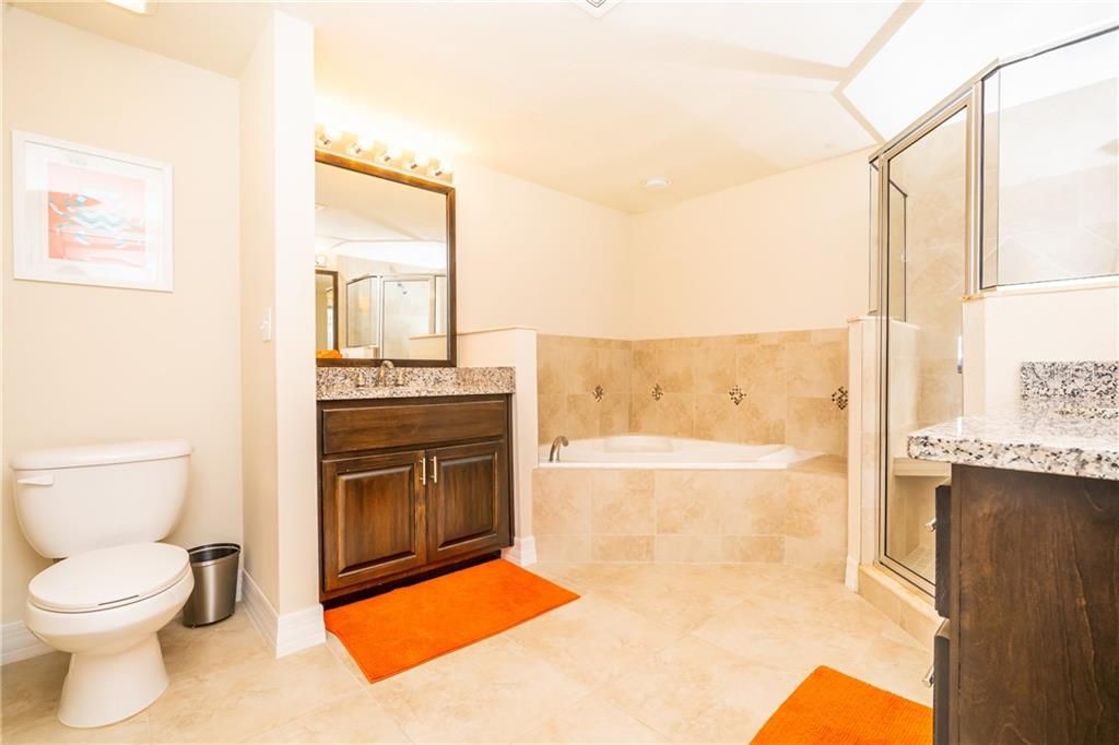 最近售出: $349,900 (3 贝兹, 2 浴室, 1602 平方英尺)