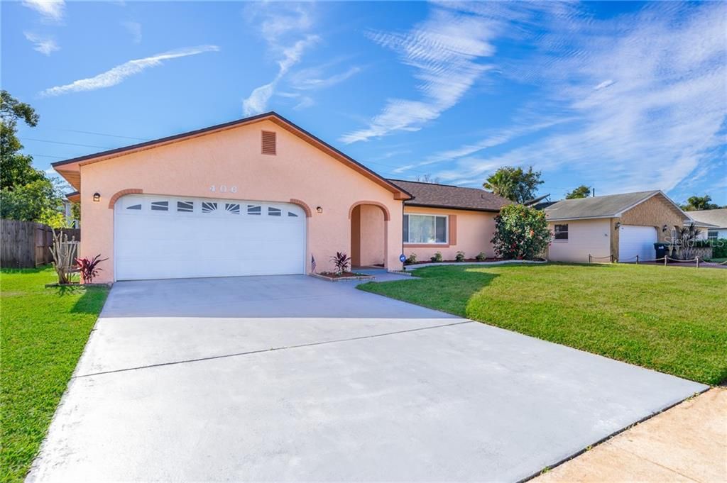 Recently Sold: $283,900 (3 beds, 2 baths, 1620 Square Feet)
