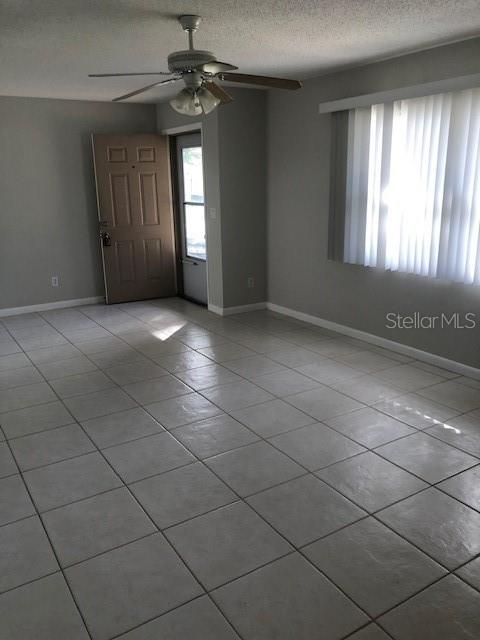 Recently Rented: $1,695 (2 beds, 2 baths, 1015 Square Feet)