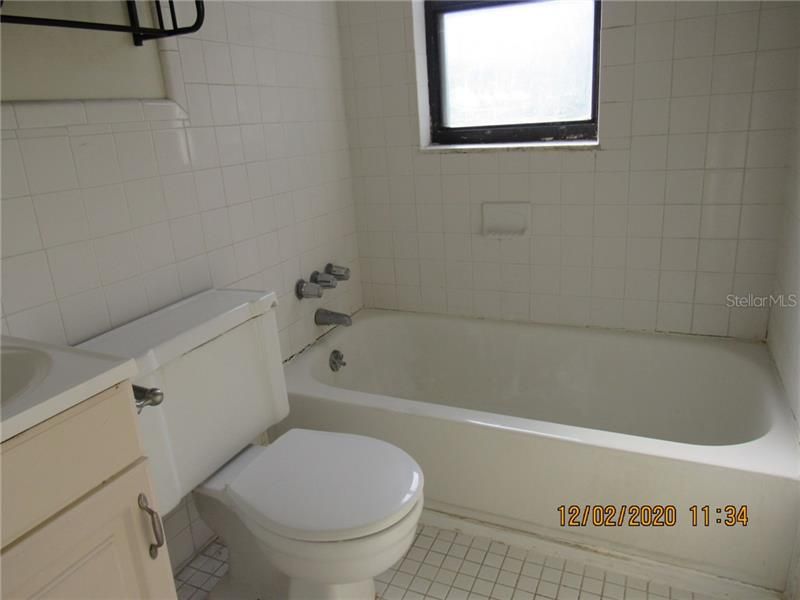 Недавно арендовано: $1,000 (3 спален, 1 ванн, 1500 Квадратных фут)