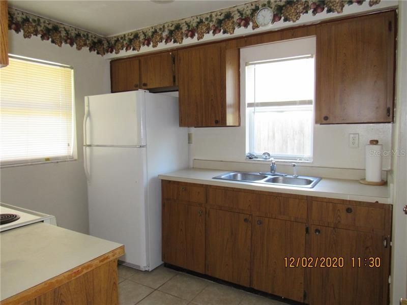 Recently Rented: $1,000 (3 beds, 1 baths, 1500 Square Feet)