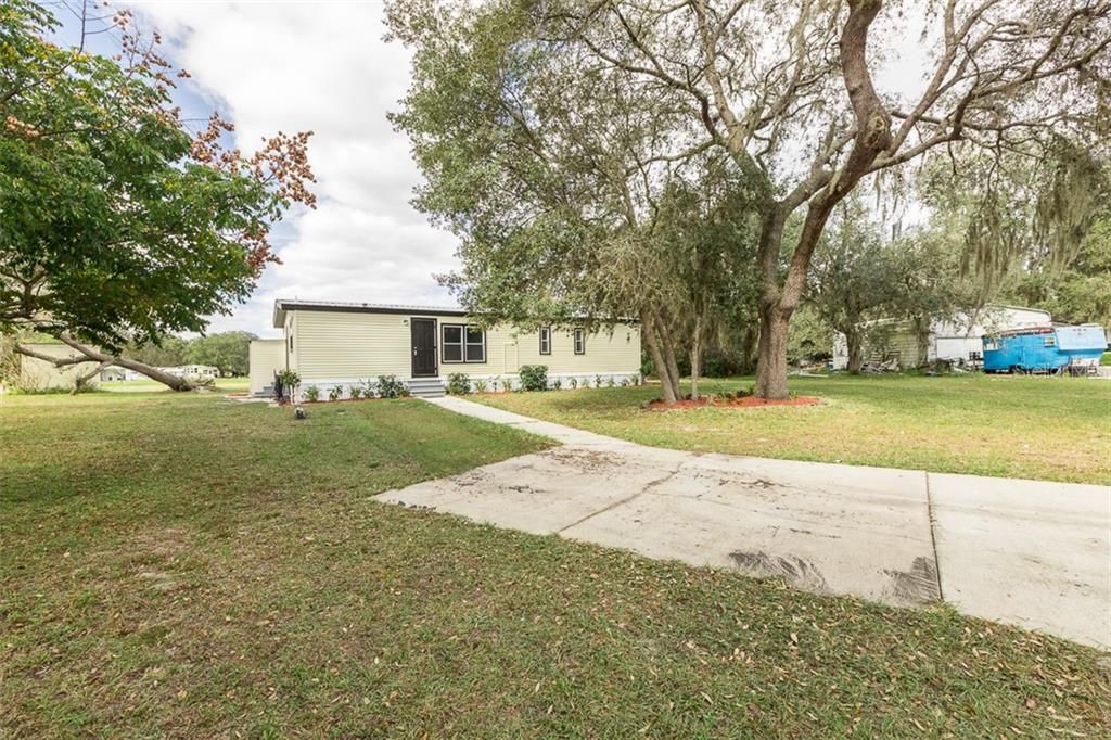 Recently Sold: $144,950 (2 beds, 2 baths, 1152 Square Feet)