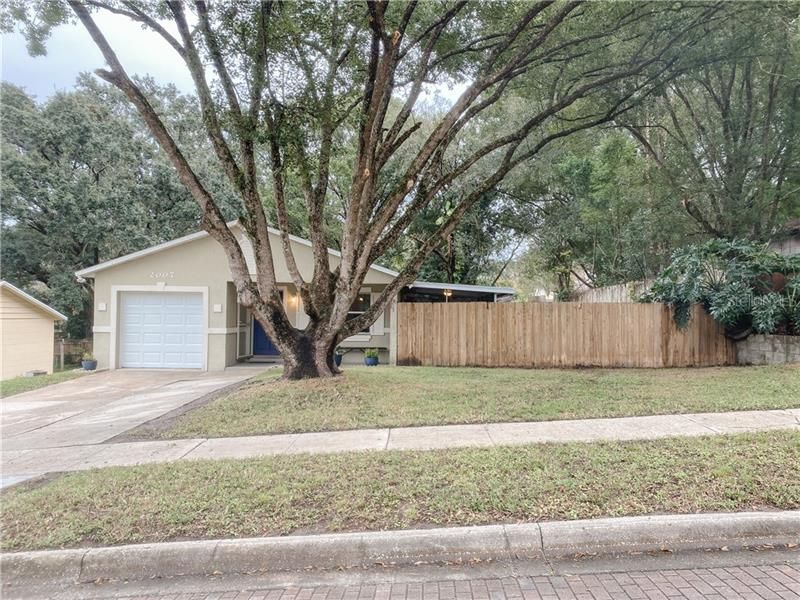 Recently Sold: $165,000 (3 beds, 2 baths, 1026 Square Feet)
