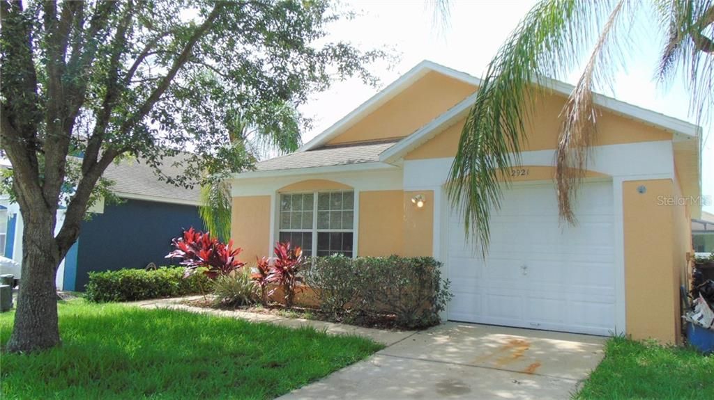 Recently Rented: $1,400 (3 beds, 2 baths, 1130 Square Feet)