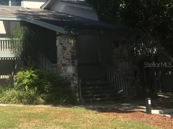 Recently Sold: $79,900 (1 beds, 1 baths, 974 Square Feet)