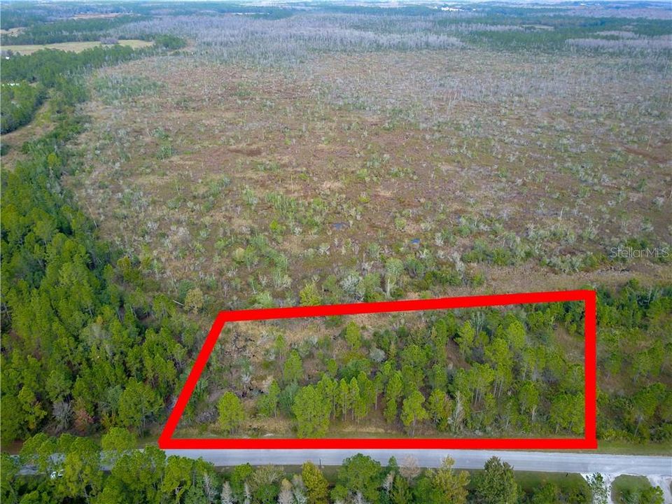 Vendido Recientemente: $42,000 (1.55 acres)